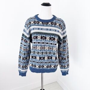 PETITE SOPHISTICATES Vintage Women’s 8 Sweater Shetland Wool Crewneck Fairisle